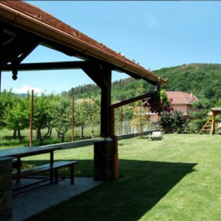 Csatári Pensiune Praid Exterior foto