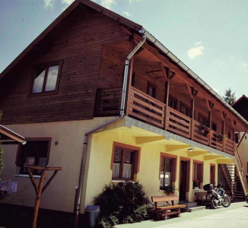 Csatári Pensiune Praid Habitación foto