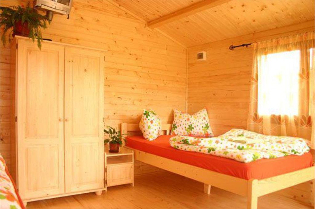 Csatári Pensiune Praid Habitación foto